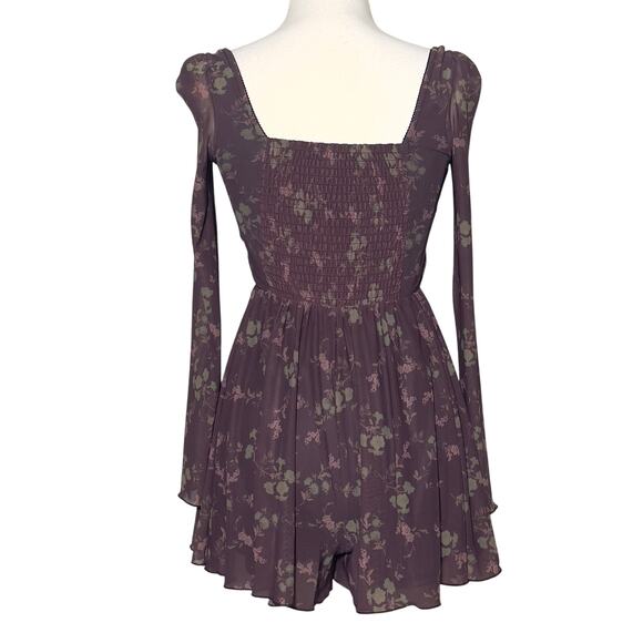 UO Diana Ruched Cutout Romper S Fairycore - Picture 4 of 11